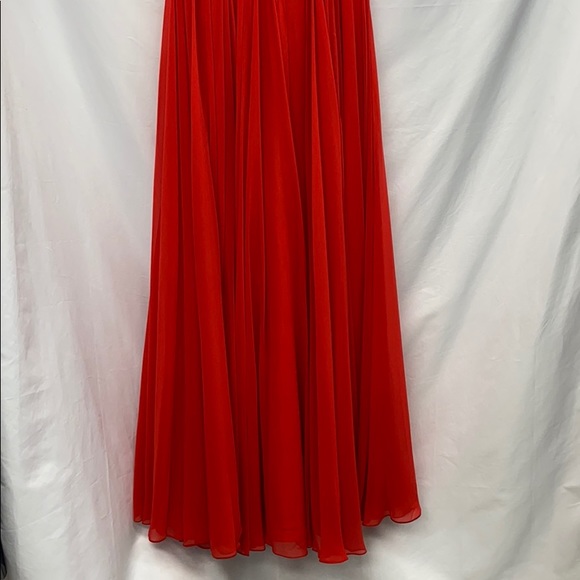 Ellie Wilde Mon Cheri beaded bodice V-Neck special occasion long Gown - Picture 6 of 9